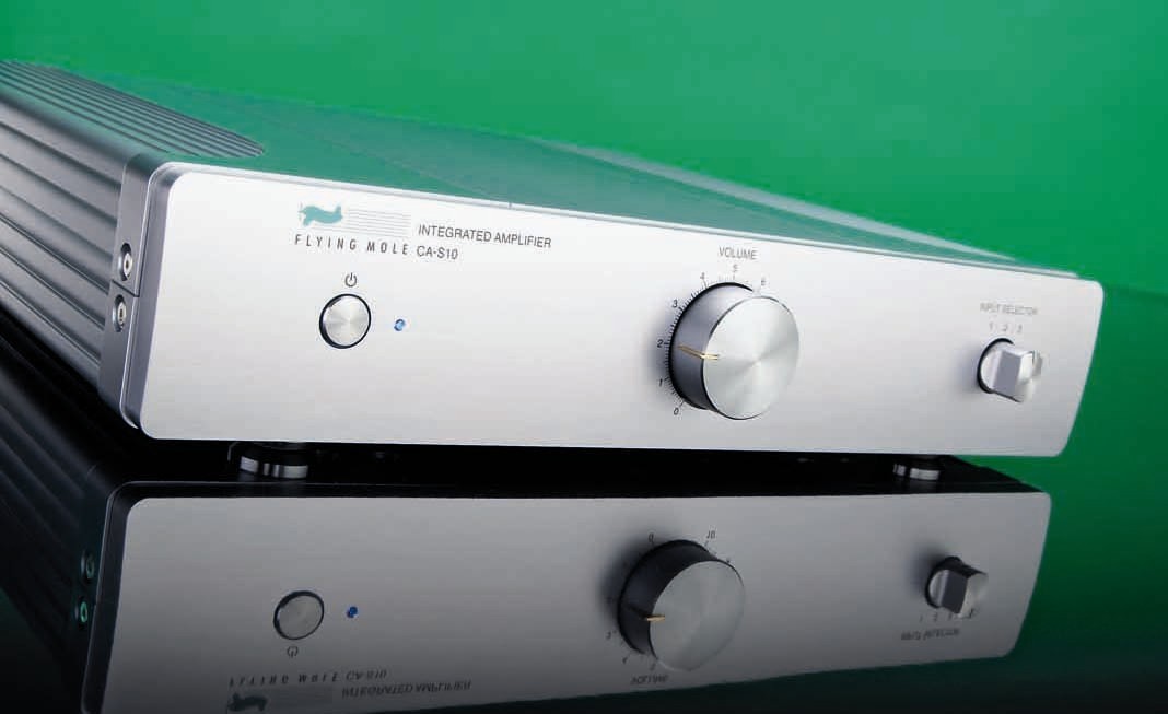 Flying Mole CA-S10 integrated amplifier 2x 100W/8Ohm (Japan)